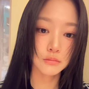 HyunJin gallery image