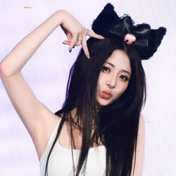 Huh Yunjin gallery image