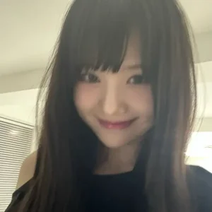 Serina gallery image