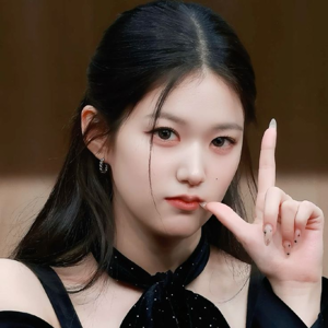 Yoon Jiyoon gallery image