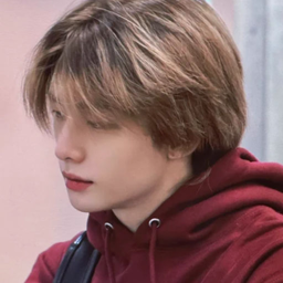 Hyunjin gallery image