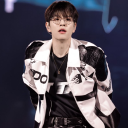 Seungmin gallery image