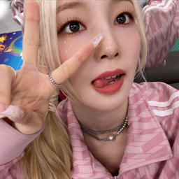 Yeonhee gallery image