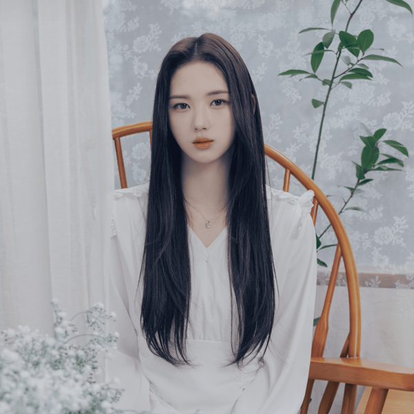 Lee JiWoo gallery image