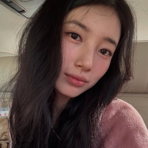 Gambar galeri Suzy