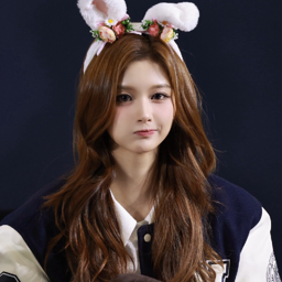 Sullyoon gallery image