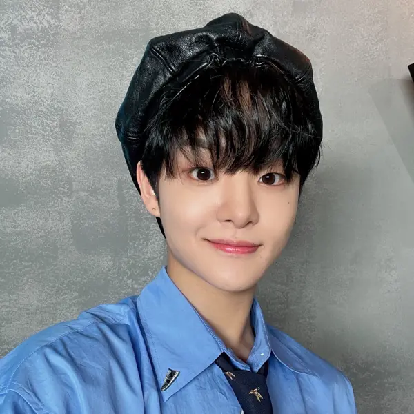 Park Jihoon gallery image