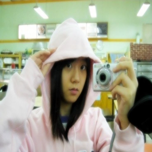 Seungyeon gallery image