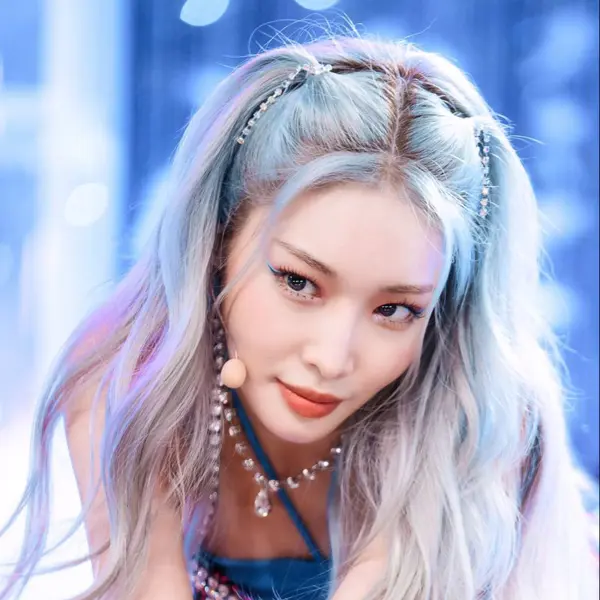 Chungha gallery image