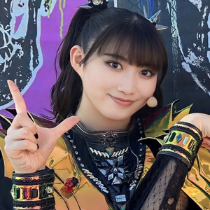 MOMOMETAL gallery image