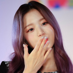 Wonyoung gallery image