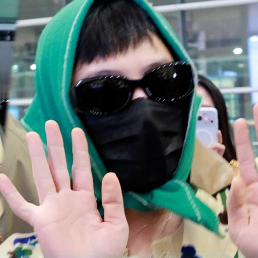 G-Dragon gallery image