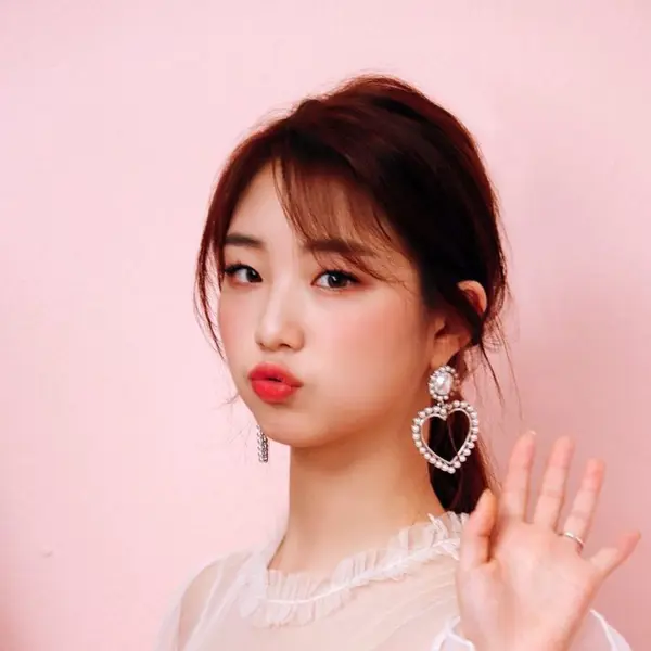 Yeojin gallery image