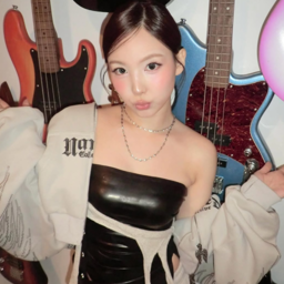 Nayeon gallery image