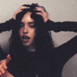 Daniela gallery image