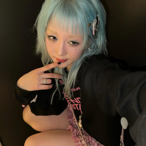 Hikaru gallery image