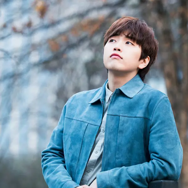 Gambar galeri Lee Junghwan