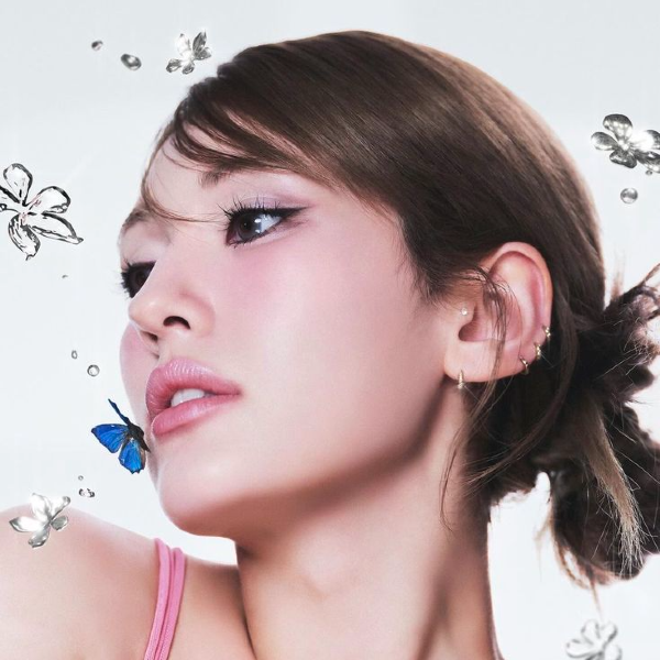 Jeon Somi gallery image