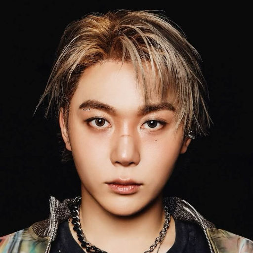 Seungkwan gallery image
