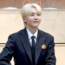 Seungkwan gallery image