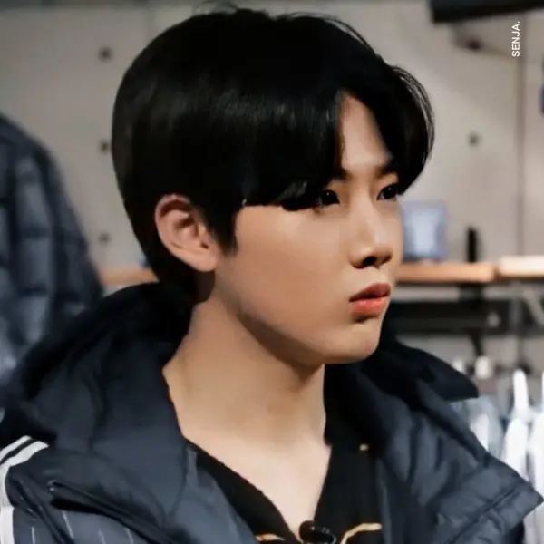 Kim Junkyu gallery image