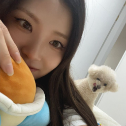 Wooah(우아) gallery image