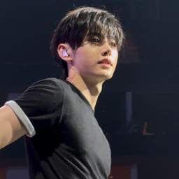 Sunghoon gallery image