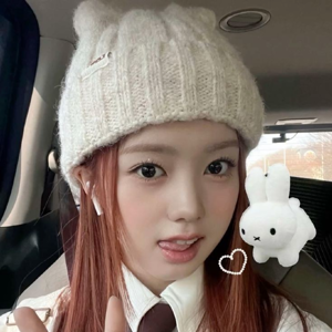 Elisia gallery image