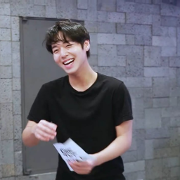 Jihoon gallery image