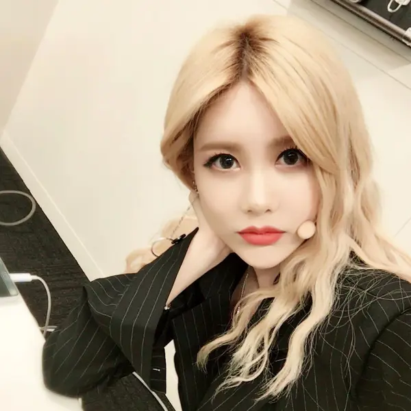 Qri gallery image