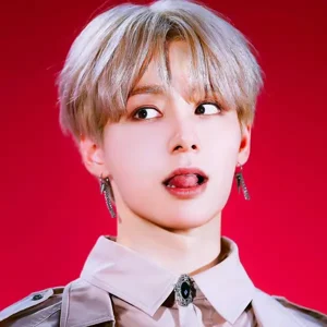 Hwanwoong gallery image