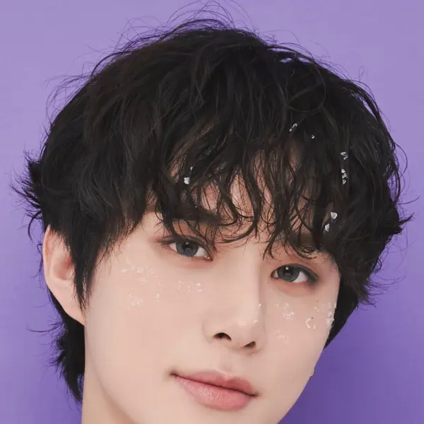 Jungwoo gallery image