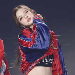 Sullyoon gallery image