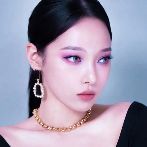 Jeon Somin gallery image