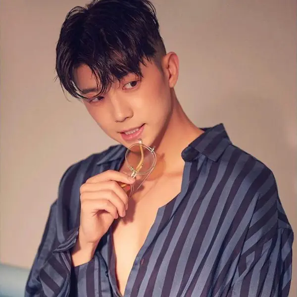 Jang Wooyoung gallery image