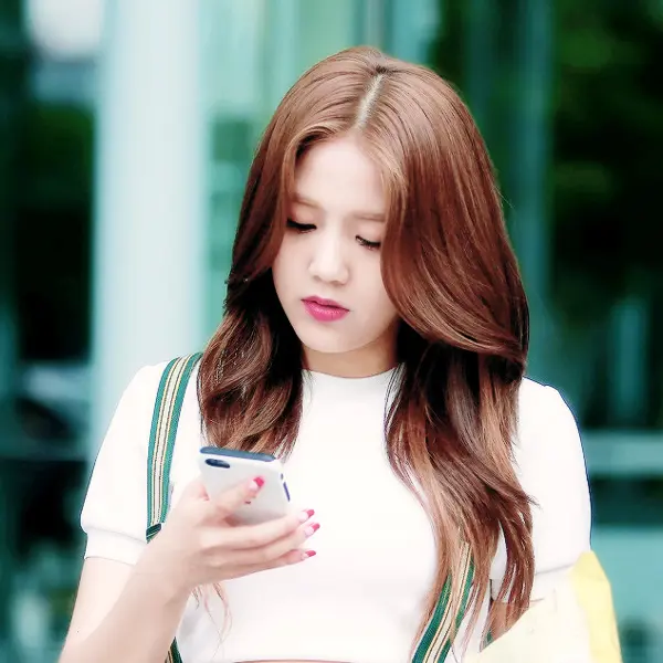 Shin Hyejeong gallery image