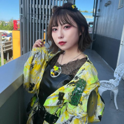 Yukina gallery image