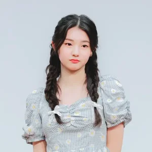 Kwak YeonJi gallery image