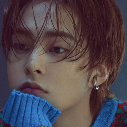 Xiumin gallery image