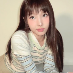 Nayeon gallery image