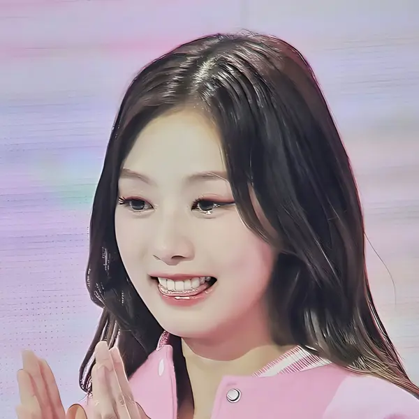 Hyeonju gallery image