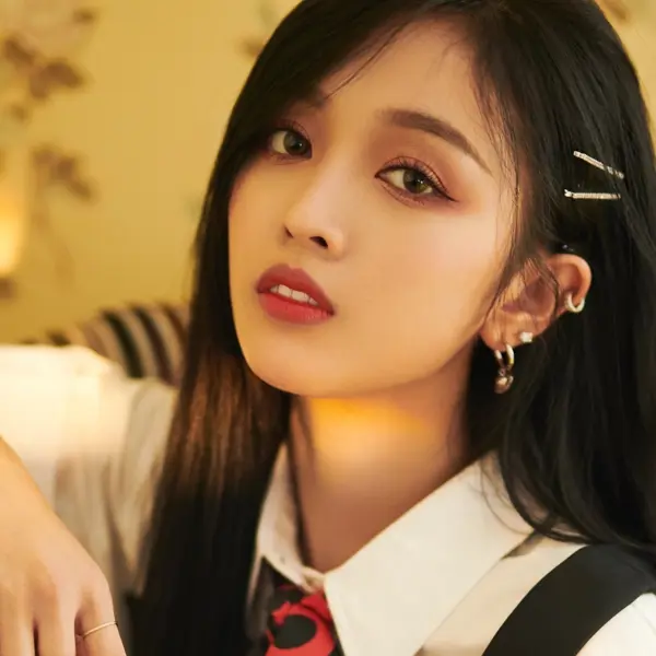 Xuanyi gallery image