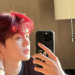 Kim Gyuvin gallery image