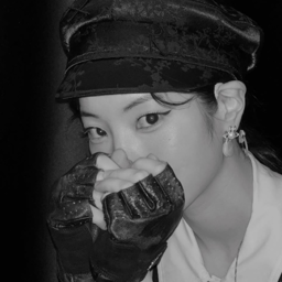 Dahyun gallery image