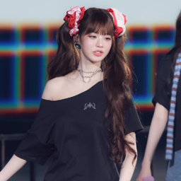 Wonyoung gallery image