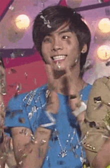 Jonghyun  gif