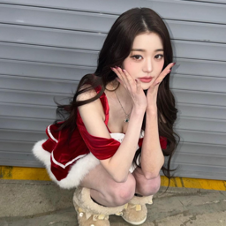 Wonyoung gallery image