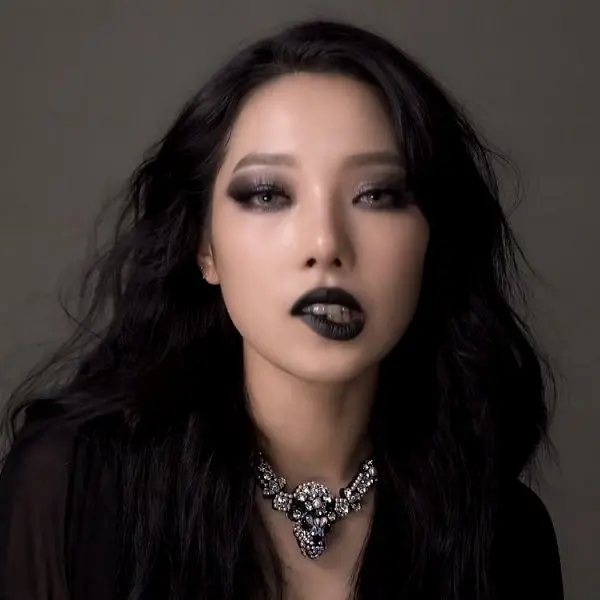 Jeon Somin gallery image