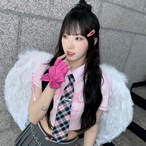 HaSeul gallery image
