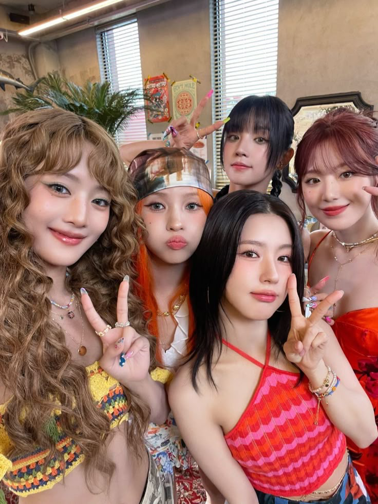 I-DLE photo